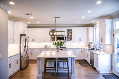 3 Kitchen Remodeling Ideas that Don’t Feel Heavy on Your Pocket