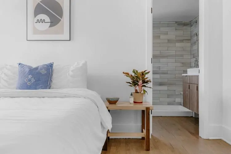 6 Flooring Ideas to Makeover Your Bedroom