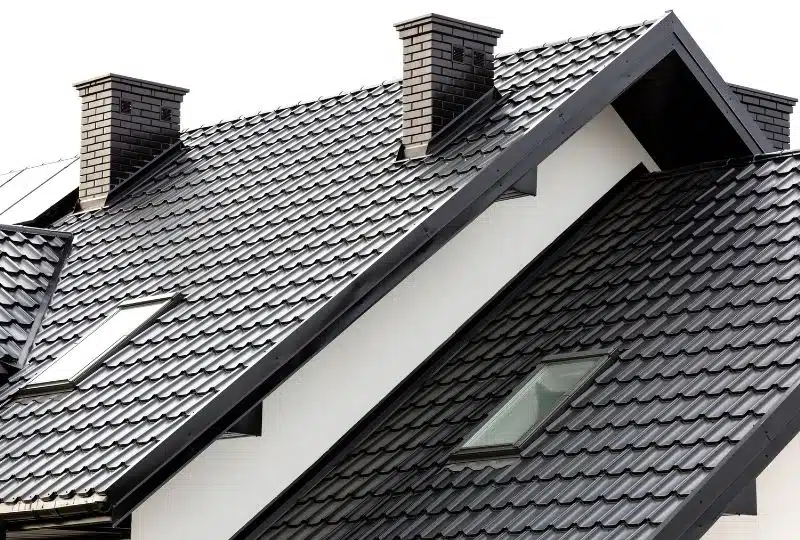 Asphalt Shingles vs. Metal Roofing: Which Is Right for You?