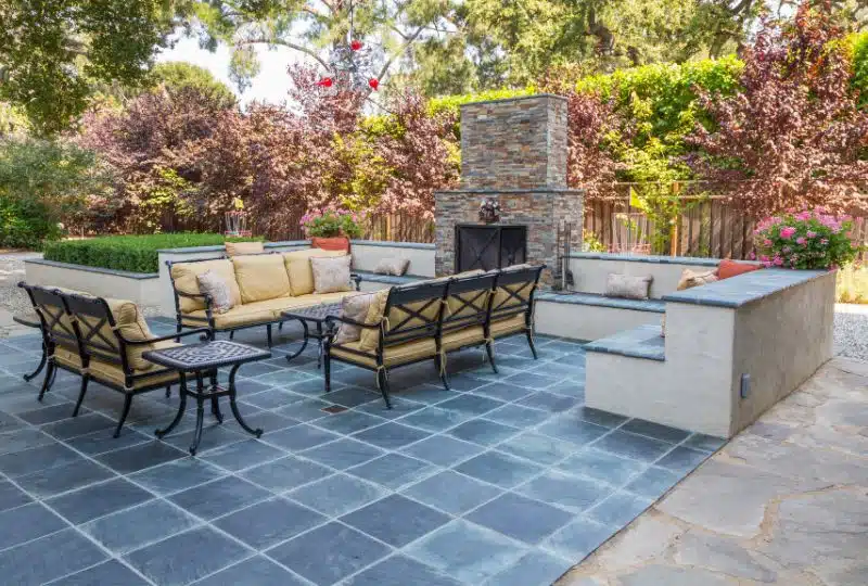 5 Outdoor Elements You Need in Your Backyard