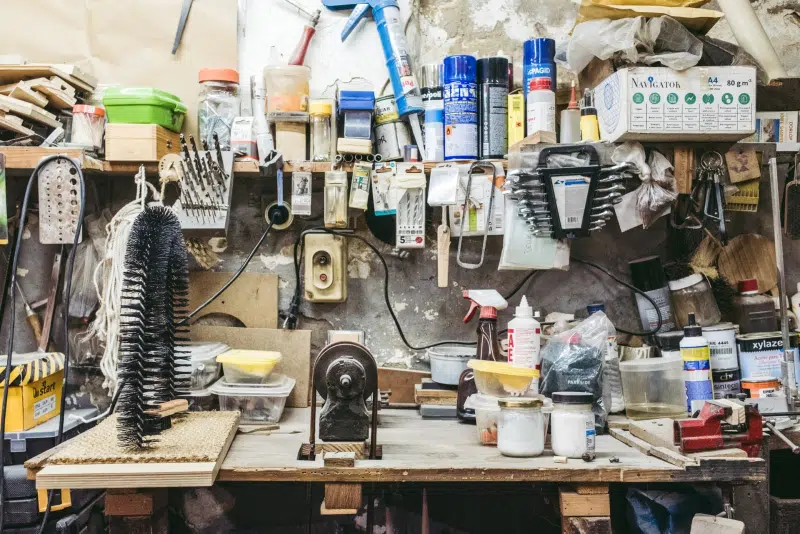 3 Awesome Tips for Decluttering Your Garage Workshop
