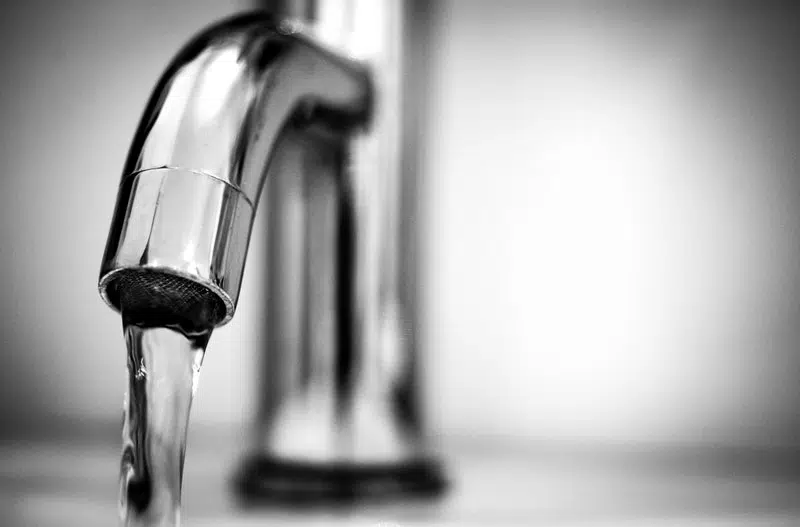 4 Signs Your Home Might Need a Water Softener